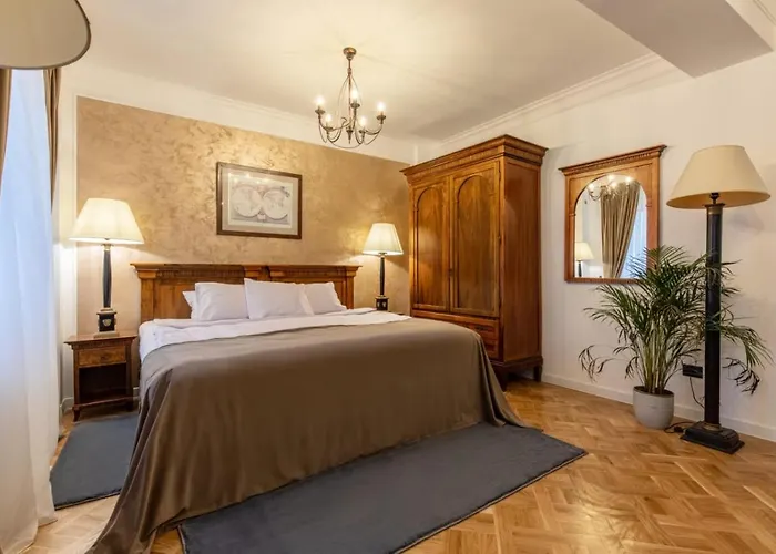 Clucerului Arc De Triomphe Bucarest