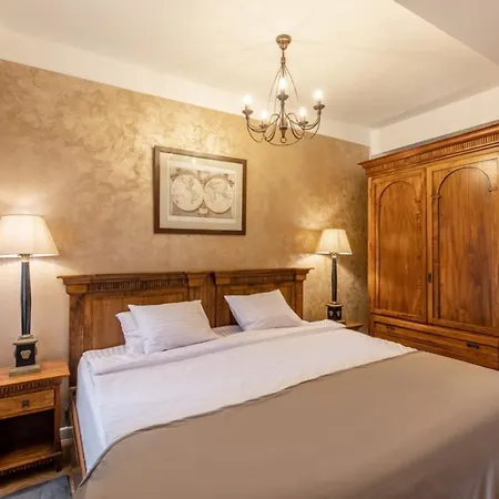 Hotell Clucerului Arc De Triomphe