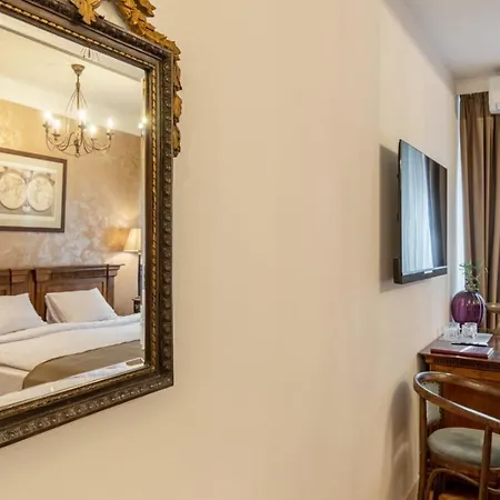 Clucerului Arc De Triomphe *